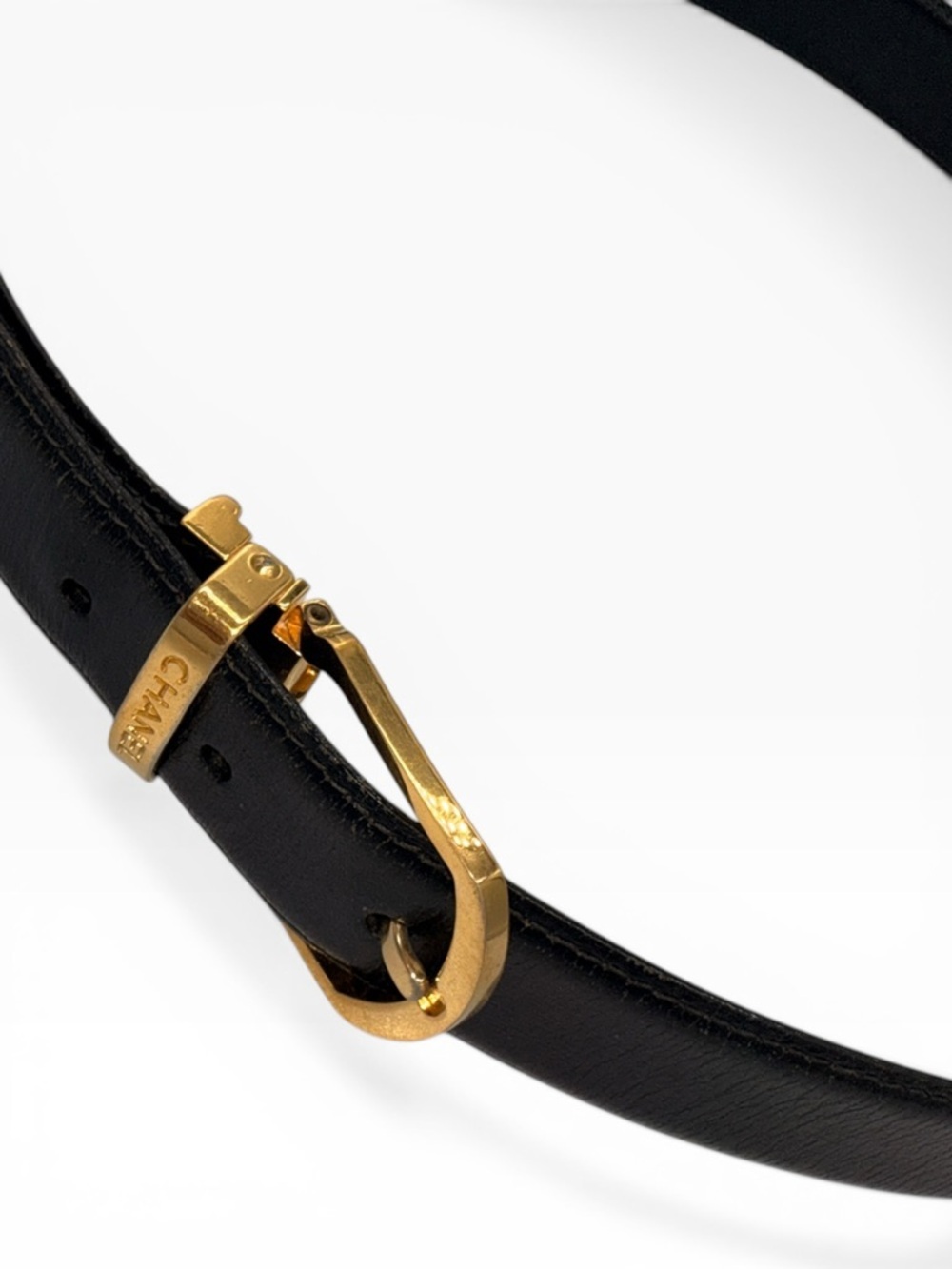 Chanel Black Leather Belt Gold Buckle Logo Waist Belt Authenticated - Picture 12 of 16
